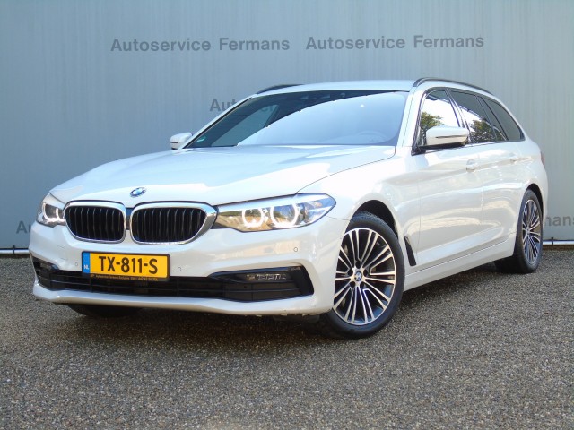 BMW 5-SERIE 520i Touring Executive - 2018 - 124DKM - Leder-Navi-Xenon-trekha, Autoservice Fermans Exclusive, Amstenrade