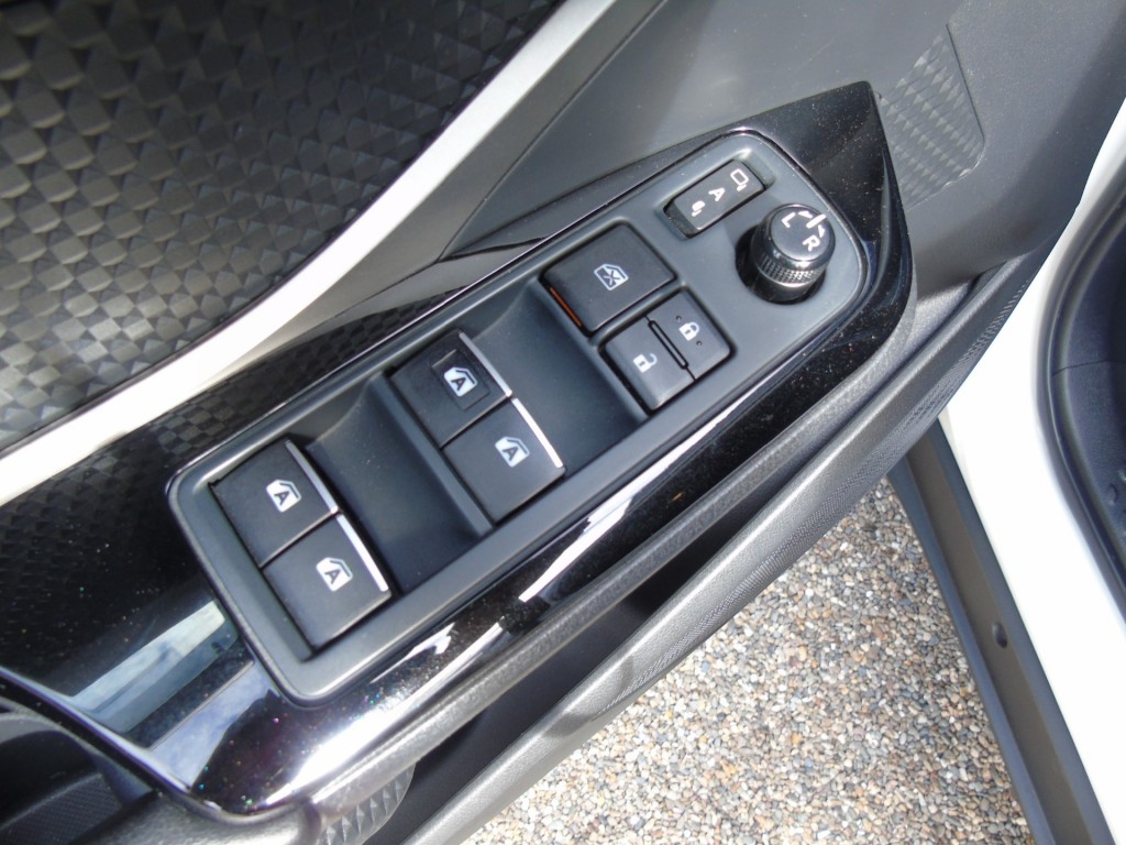 TOYOTA, C-HR