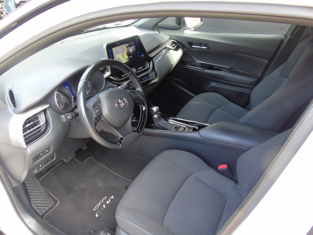 TOYOTA, C-HR