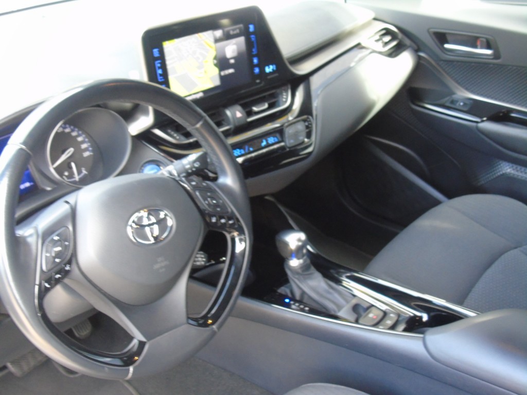 TOYOTA, C-HR