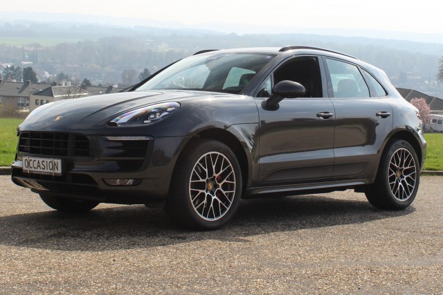 PORSCHE MACAN 3.0 GTS Sport Chrono /Leer/ Sportuitlaat/ Trekhaak, Sleipner Automotive BV, Heerlen