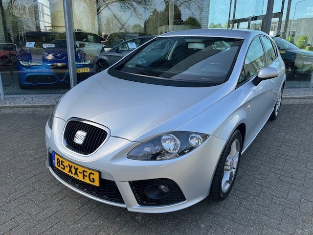 SEAT LEON 2.0 TFSI FR 200 PK AIRCO ORG NEDERLANDS, Garage van Bakel B.V., Deurne