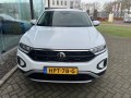 VOLKSWAGEN T-ROC 1.0TS Life Carplay Navi Clima, Garage van Bakel B.V., Deurne
