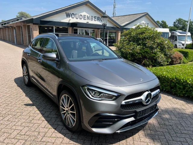 MERCEDES-BENZ GLA-KLASSE GLA 250e AMG int + ext, Woudenberg Auto's, Nijkerkerveen