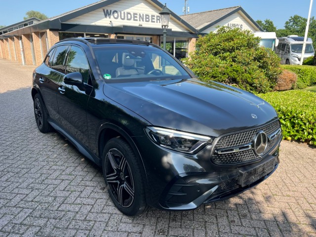 MERCEDES-BENZ GLC-KLASSE GLC 400e 4-Matic AMG int + ext, Distr, HUD, Panodak, Memory , Woudenberg Auto's, Nijkerkerveen