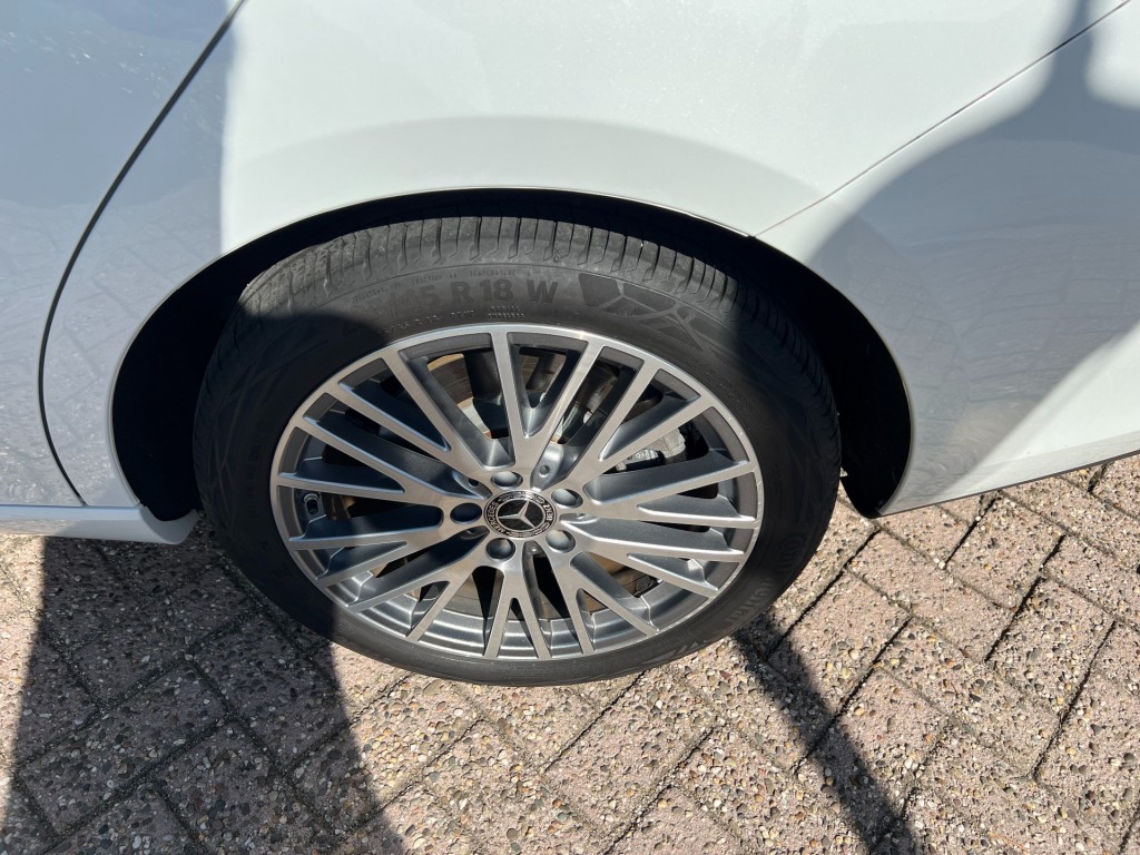 MERCEDES-BENZ, CLA-KLASSE
