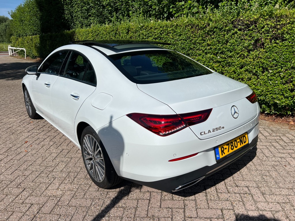 MERCEDES-BENZ, CLA-KLASSE