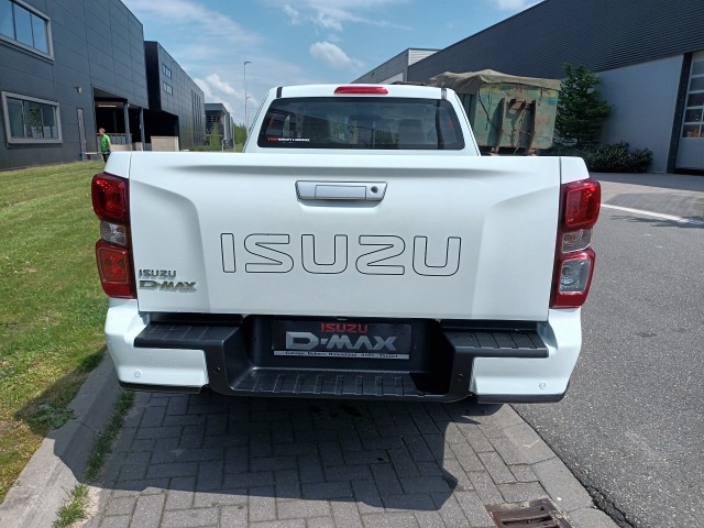 ISUZU D-MAX Extended Cab LS Automaat 163 Pk 3500 Kg Trekvermogen verwacht Q1 Garage Dijkers, 4243 JE Nieuwland