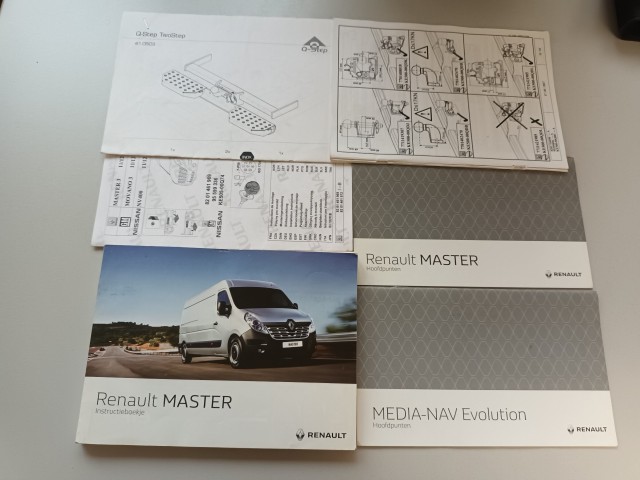 RENAULT MASTER 170-35 L3 H2 Formula Edition 72.359 Km VOL 01-2018 Garage Dijkers, 4243 JE Nieuwland