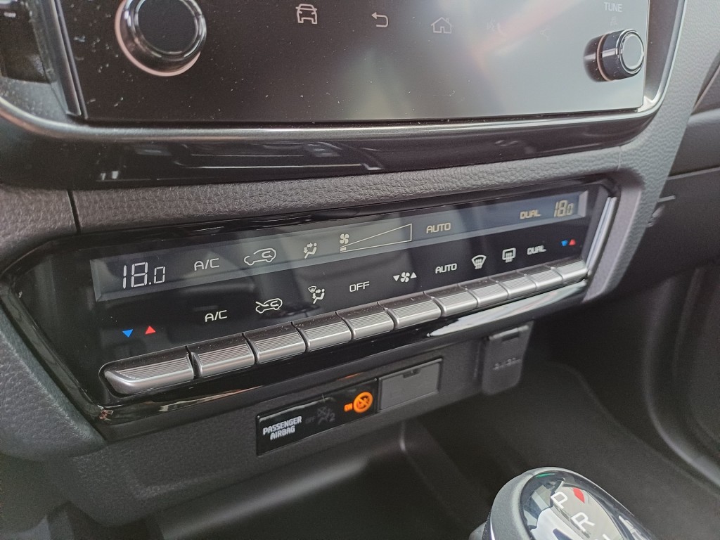 ISUZU, D-MAX