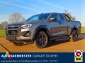 ISUZU D-MAX Extended Cab V-Cross $WD Automaat MY24 Isla Grey Garage Dijkers, Nieuwland