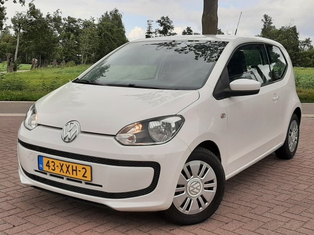 VOLKSWAGEN UP 1.0 60pk Airco Navigatie Bluetooth Centrale vergrendeling Elek. Ramen , Autobedrijf van de Bunt, Zwartebroek