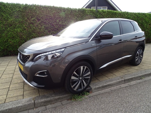 PEUGEOT 3008 1.2 130pk-GT LINE-Carpl-Navi-Blth-Clima-Media, Garage Dekker, Heerhugowaard