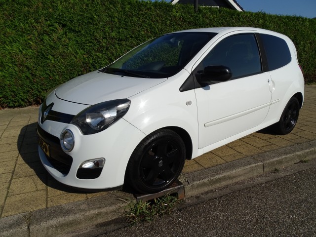 RENAULT TWINGO 1.2 16V DYNAMIQUE-Automaat-Clima-Cruise-Pdc, Garage Dekker, Heerhugowaard