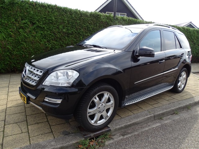 MERCEDES-BENZ M-KLASSE  MB ML 350 CDI Prestige 231Pk-Grijskenteken-Automaat-Clima-Navi-, Garage Dekker, Heerhugowaard