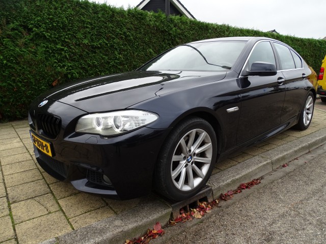 BMW 5-SERIE 520I HIGH EXECUTIVE-Aut-Clima-Cruise-Leer-Blth-Gr Navi, Garage Dekker, Heerhugowaard