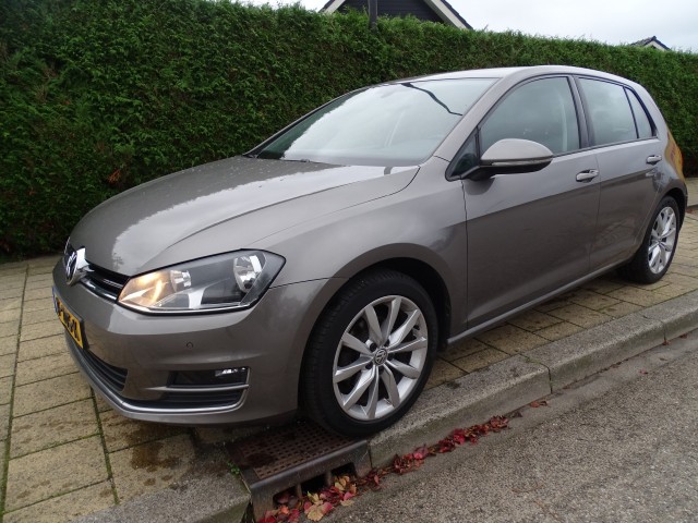 VOLKSWAGEN GOLF 1.2 TSI HIGHLINE-Clima-Navi-Cruise-Pdc-Media-Blth, Garage Dekker, Heerhugowaard