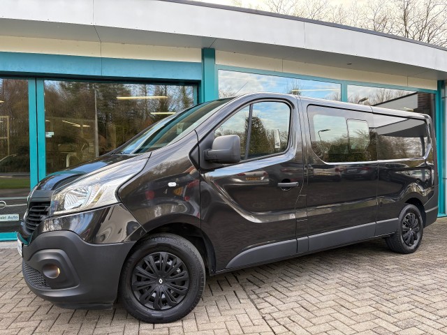 RENAULT TRAFIC 1.6 dCi L2 DC 6-Persoons, Airco, Navi, Cruise, TrHaak, PDC , Auto Weerveld, Deurningen