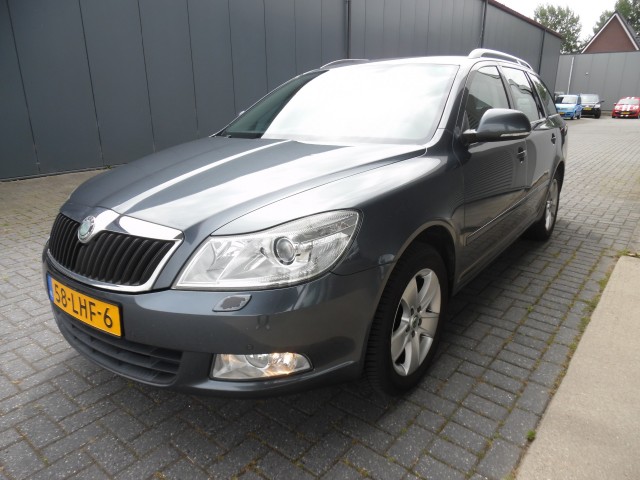 SKODA OCTAVIA