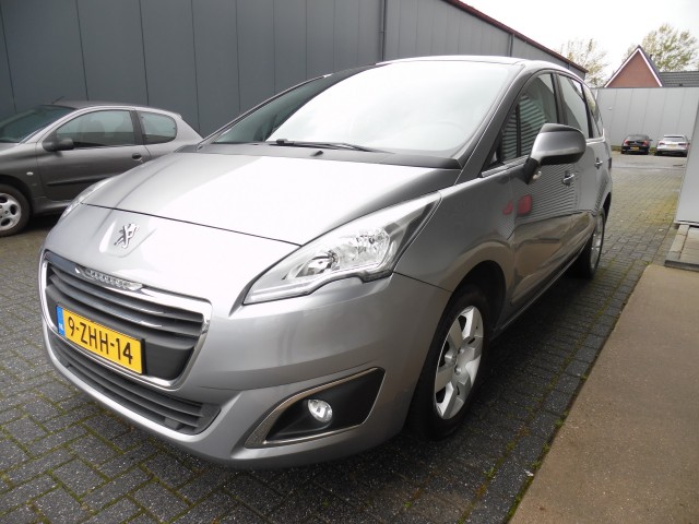 PEUGEOT 5008 1.6 VTI ACTIVE 5P., Jansen Auto's, Bedum