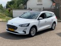 FORD FOCUS 1.0 ECOB. TIT. BNS PANARAMADAK NIEUWSTAAT, Jan Burger Automotive, Boven-Leeuwen