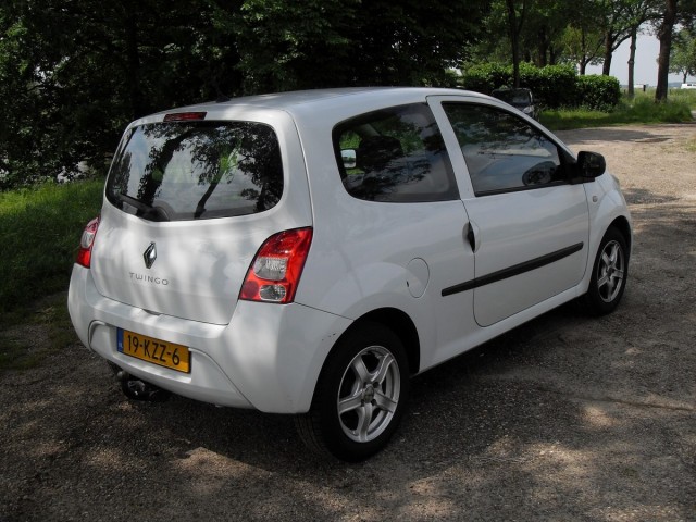 RENAULT TWINGO 1.2-16V Authentique, koppeling T van Venrooy auto's, 5373 AG Herpen