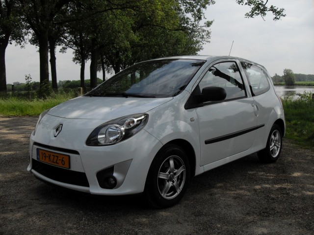 RENAULT TWINGO 1.2-16V Authentique, koppeling T van Venrooy auto's, 5373 AG Herpen