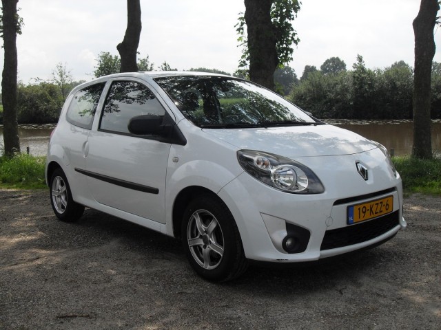 RENAULT TWINGO 1.2-16V Authentique, koppeling T van Venrooy auto's, 5373 AG Herpen