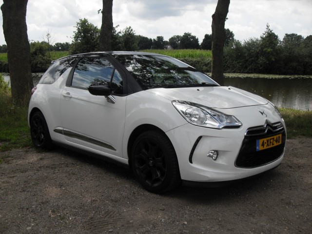 CITROEN DS3 1.6 Sport Chic, Leder T van Venrooy auto's, 5373 AG Herpen