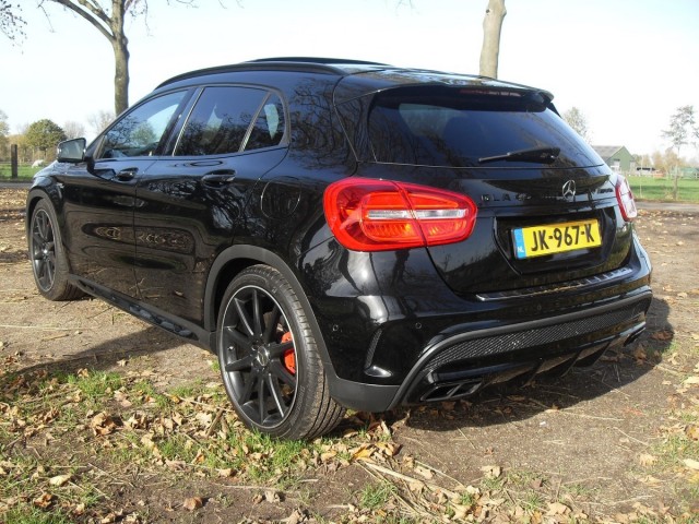 MERCEDES-BENZ GLA-KLASSE AMG45 4Matic Edition1,  360 PK,  Panorama T van Venrooy auto's, 5373 AG Herpen