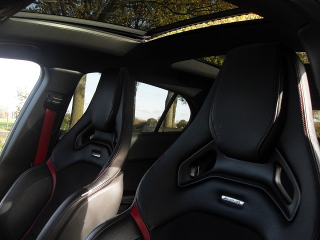 MERCEDES-BENZ GLA-KLASSE AMG45 4Matic Edition1,  360 PK,  Panorama T van Venrooy auto's, 5373 AG Herpen