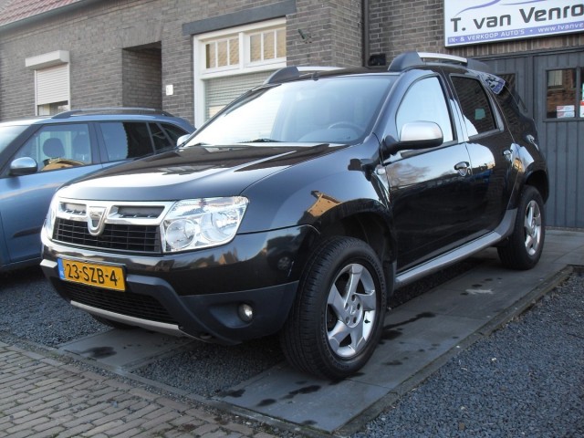 DACIA DUSTER 1.6 Aniversare 2WD T van Venrooy auto's, 5373 AG Herpen