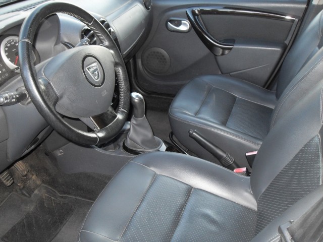 DACIA DUSTER 1.6 Aniversare 2WD T van Venrooy auto's, 5373 AG Herpen