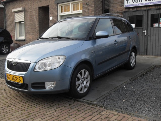 SKODA FABIA 1.4-16V  Sport T van Venrooy auto's, 5373 AG Herpen