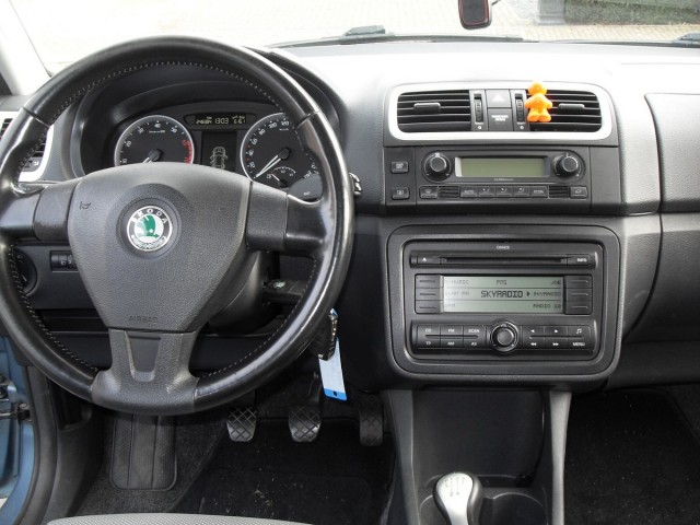 SKODA FABIA 1.4-16V  Sport T van Venrooy auto's, 5373 AG Herpen