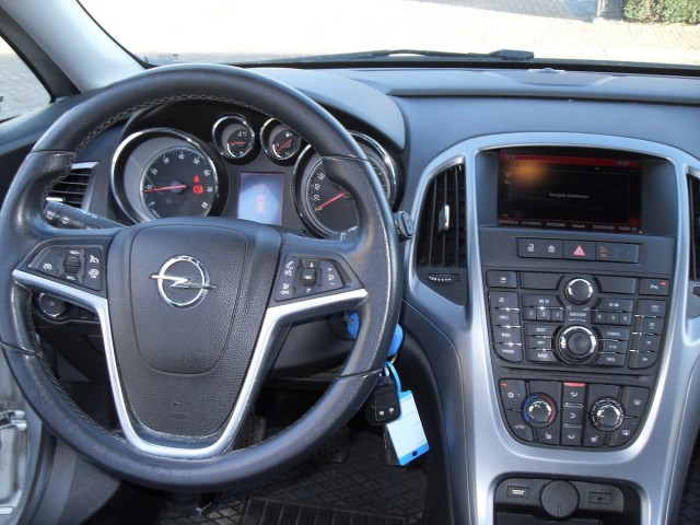 OPEL ASTRA 1.4 Turbo Business, Sports T van Venrooy auto's, 5373 AG Herpen