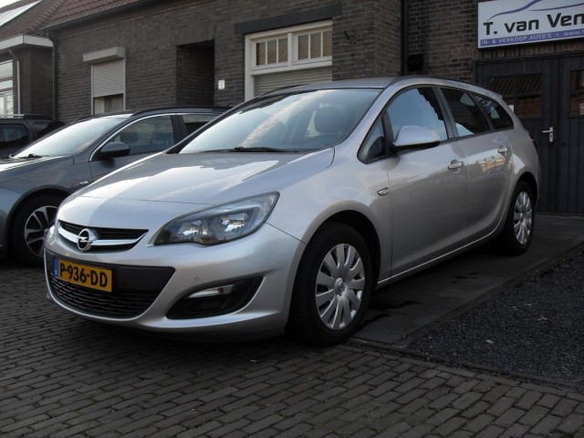 OPEL ASTRA 1.4 Turbo Business, Sports T van Venrooy auto's, 5373 AG Herpen