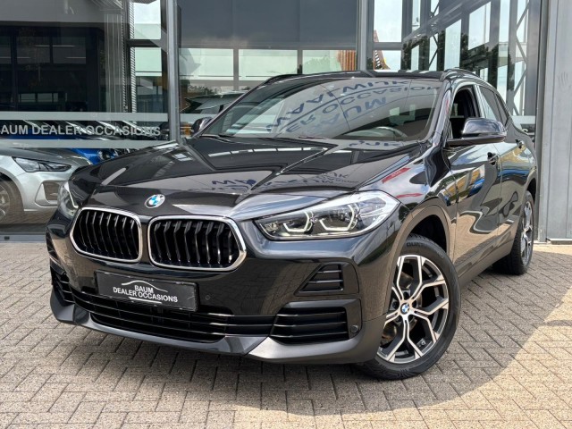 Bmw X2 - SDRIVE18I BUSINESS EXECUTIVE AUTOMAAT AIRCO LED PDC-CAMERA.