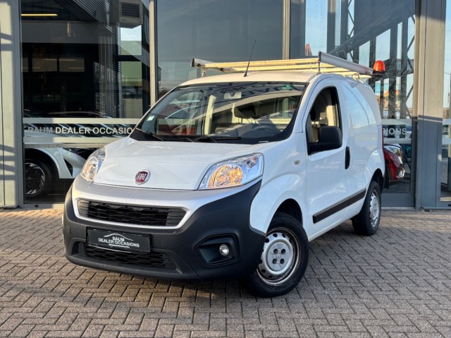 Fiat Fiorino - 1.4 SX NAVIGATOR AIRCO PDC NAVI SCHUIFDEUR