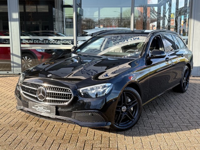 Mercedes-benz E-klasse - 300 De AUTOMAAT AVANTGARDE NAVI LMV PDC-CAMERA STOELVW