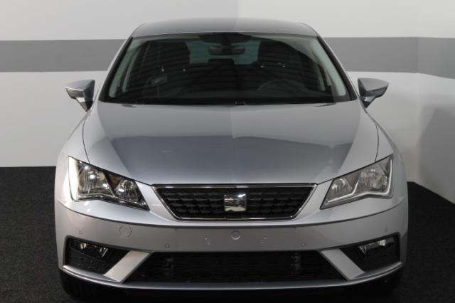 Seat Leon - STYLE NAVI SHZ PDC v+h TEMPOMAT KLIMAAUT...