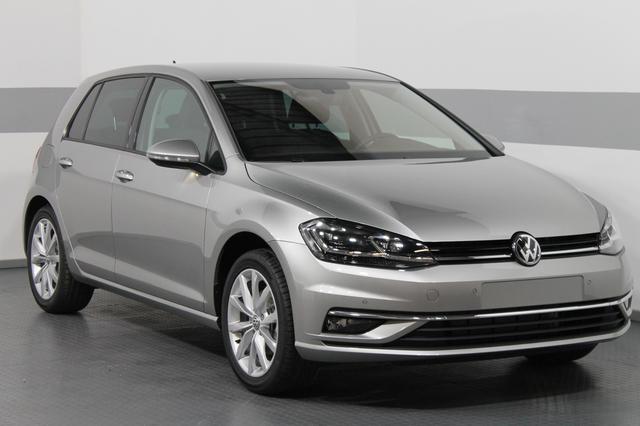 Volkswagen Golf - Highline DSG NAVI LED ErgoActive SHZ DAB...