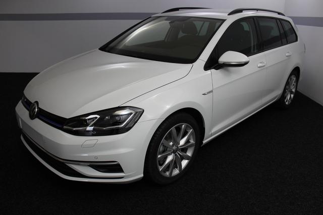 Volkswagen Golf - Variant Comfortline NAVI ACC LED RFK Par...