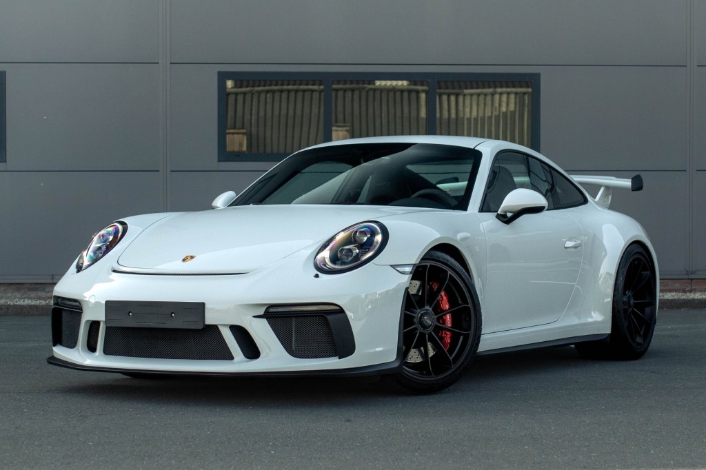 PORSCHE, 911