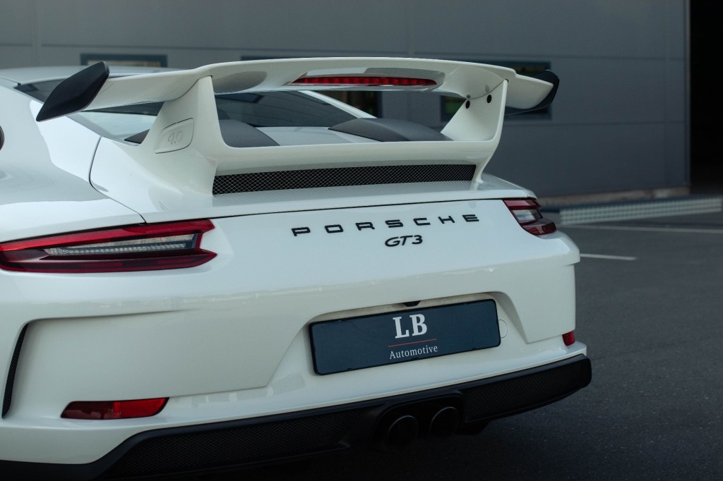 PORSCHE, 911