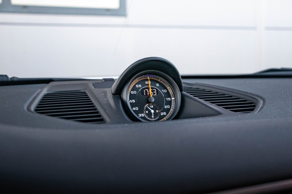 PORSCHE, 911