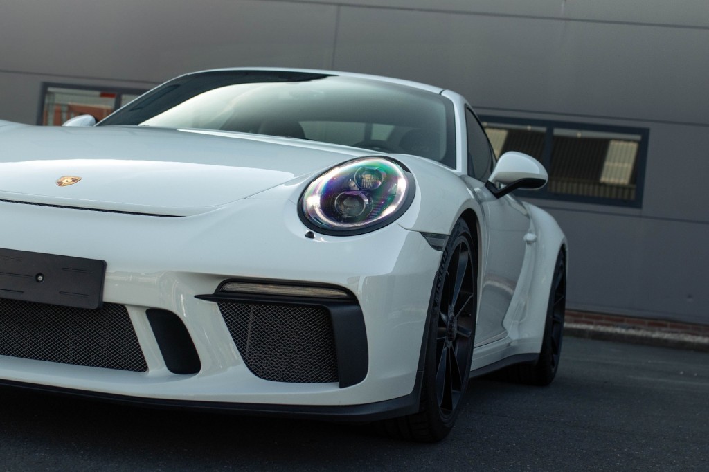 PORSCHE, 911