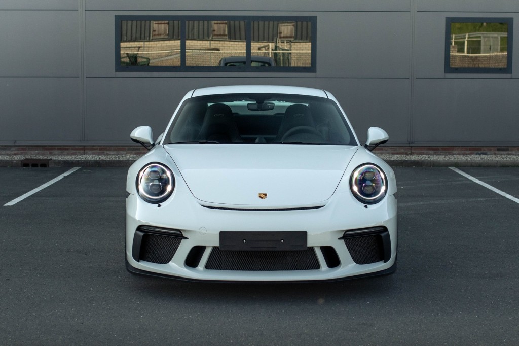 PORSCHE, 911