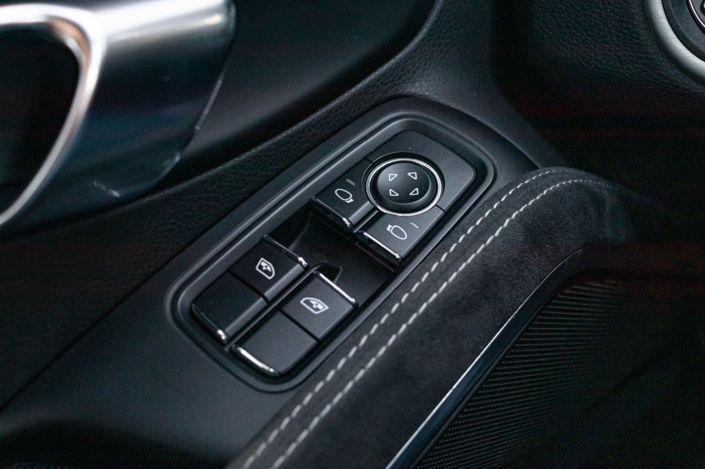 PORSCHE, 911