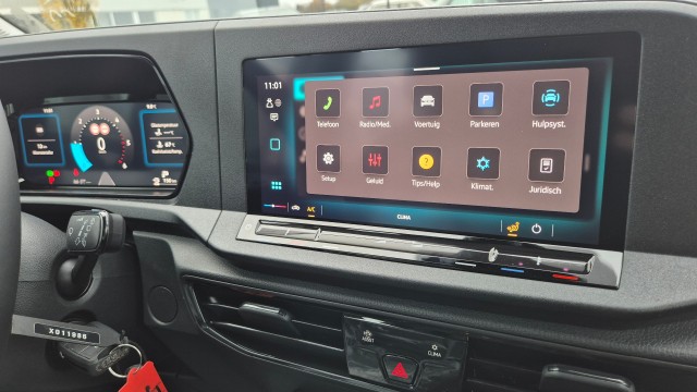 VOLKSWAGEN CADDY MAXI 2.0 TDi BleuMotion Euro 6 geschikt voor 1 rolstoel nieuw leverbaar bij Mobility4all